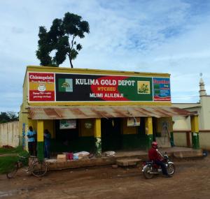 Malawi - Roadside Shop - February 2014